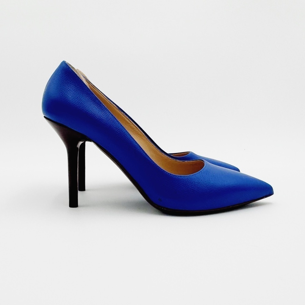 Longchamp Electric Blue Pebbled Leather Stiletto Pumps | Pointed Toe | 38 / 7.5